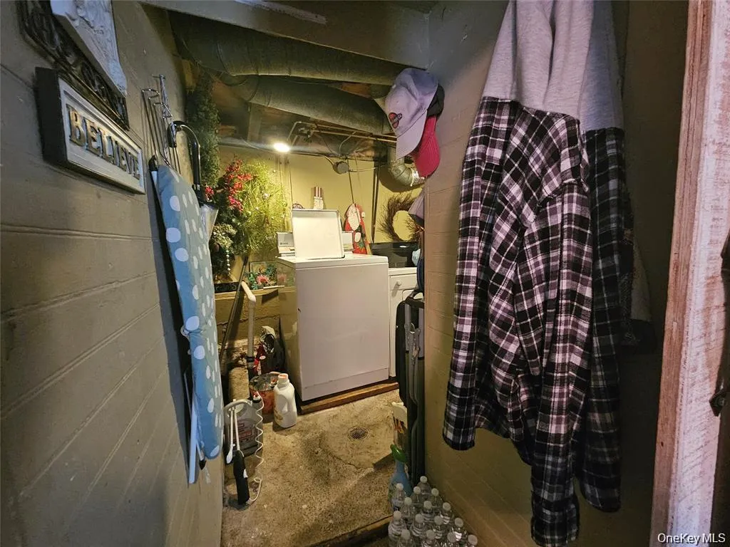 657 Jersey Avenue, Warwick (town), NY, 2 Bedrooms Bedrooms, 5 Rooms Rooms,1 BathroomBathrooms,Residential Sale,For Rent,Jersey,0,1001748 657 Jersey Avenue, Warwick (town), NY, 2 Bedrooms Bedrooms, 5 Rooms Rooms,1 BathroomBathrooms,Residential Sale,For Rent,Jersey,0,1001748