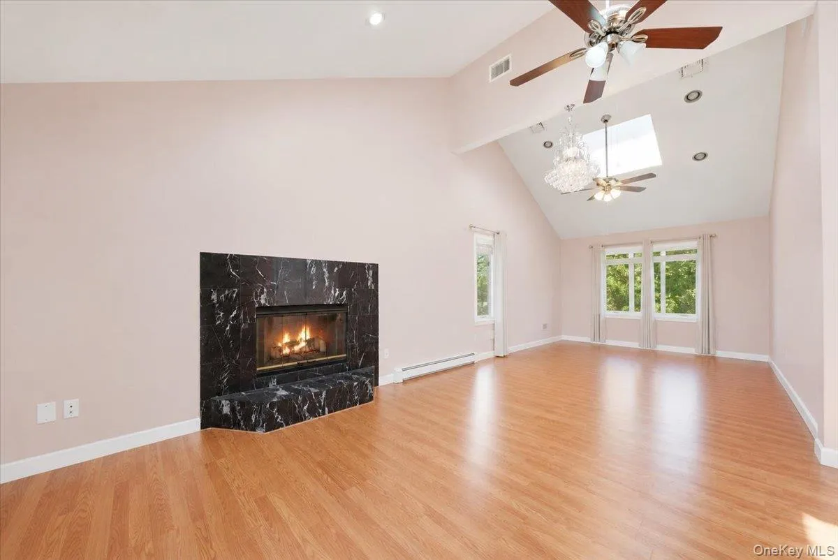 15 Oakhurst Street, Huntington, NY, 6 Bedrooms Bedrooms, 12 Rooms Rooms,6 BathroomsBathrooms,Residential,For Rent,Oakhurst Street,0,1001755 15 Oakhurst Street, Huntington, NY, 6 Bedrooms Bedrooms, 12 Rooms Rooms,6 BathroomsBathrooms,Residential,For Rent,Oakhurst Street,0,1001755