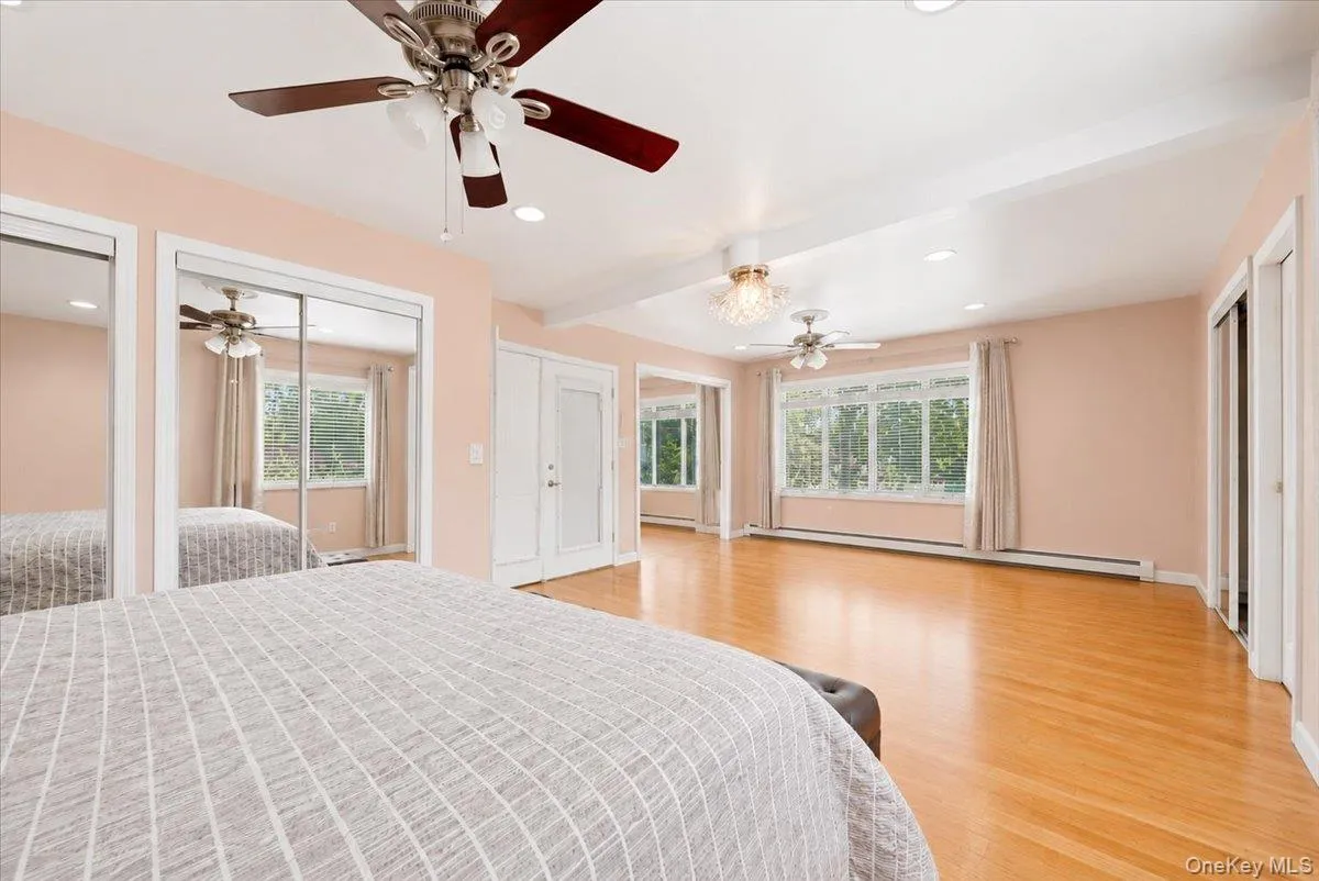 15 Oakhurst Street, Huntington, NY, 6 Bedrooms Bedrooms, 12 Rooms Rooms,6 BathroomsBathrooms,Residential,For Rent,Oakhurst Street,0,1001755 15 Oakhurst Street, Huntington, NY, 6 Bedrooms Bedrooms, 12 Rooms Rooms,6 BathroomsBathrooms,Residential,For Rent,Oakhurst Street,0,1001755