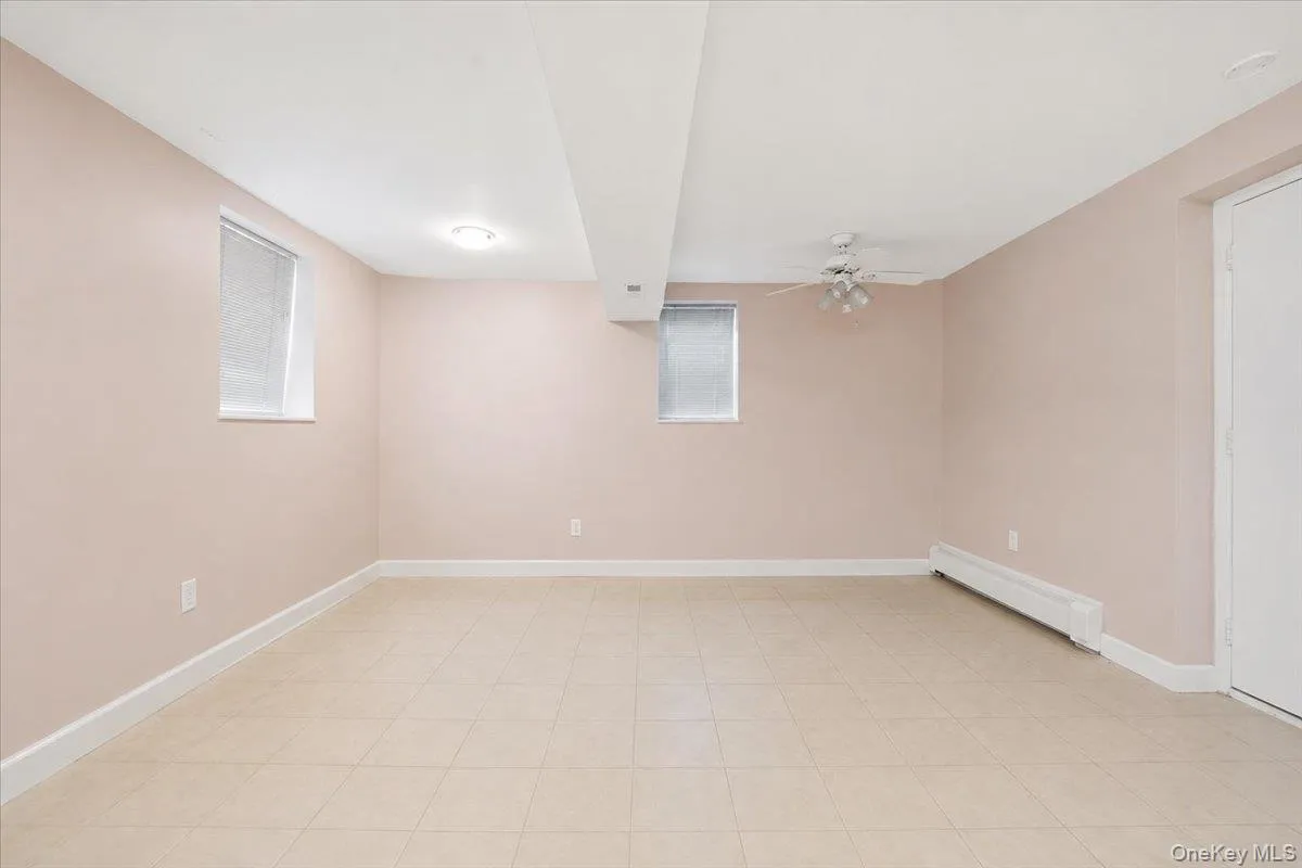 15 Oakhurst Street, Huntington, NY, 6 Bedrooms Bedrooms, 12 Rooms Rooms,6 BathroomsBathrooms,Residential,For Rent,Oakhurst Street,0,1001755 15 Oakhurst Street, Huntington, NY, 6 Bedrooms Bedrooms, 12 Rooms Rooms,6 BathroomsBathrooms,Residential,For Rent,Oakhurst Street,0,1001755