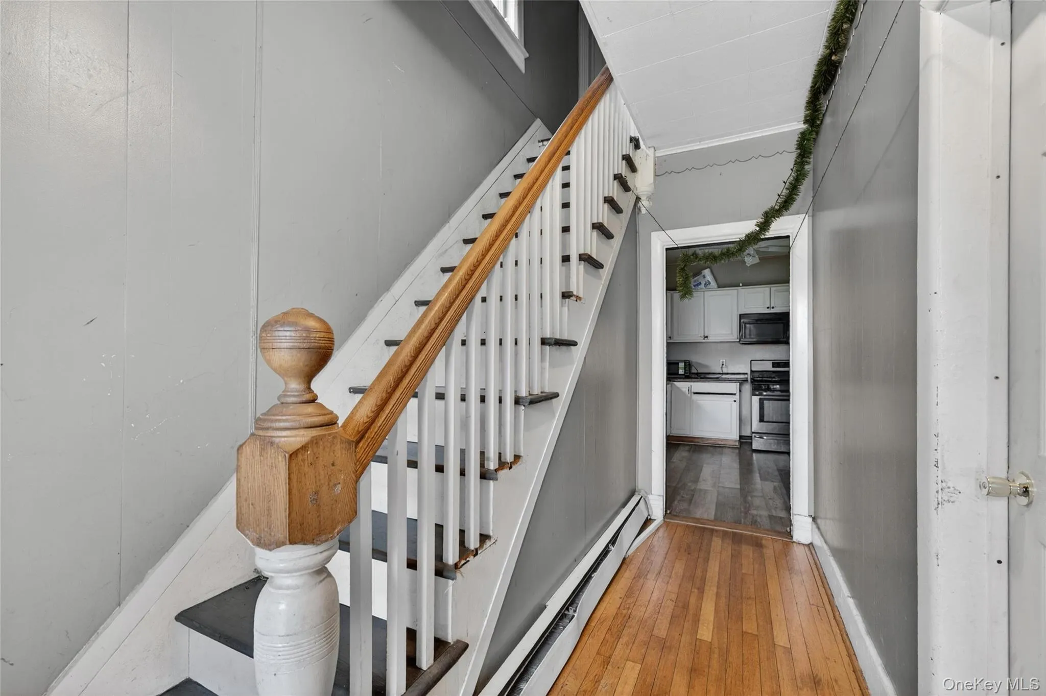 24 Crescent Place, Middletown, NY, 3 Bedrooms Bedrooms, 6 Rooms Rooms,1 BathroomBathrooms,Residential,For Rent,Crescent,0,1001761 24 Crescent Place, Middletown, NY, 3 Bedrooms Bedrooms, 6 Rooms Rooms,1 BathroomBathrooms,Residential,For Rent,Crescent,0,1001761
