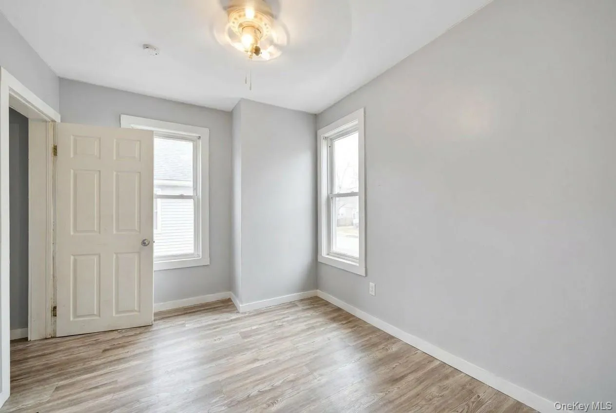 24 Crescent Place, Middletown, NY, 3 Bedrooms Bedrooms, 6 Rooms Rooms,1 BathroomBathrooms,Residential,For Rent,Crescent,0,1001761 24 Crescent Place, Middletown, NY, 3 Bedrooms Bedrooms, 6 Rooms Rooms,1 BathroomBathrooms,Residential,For Rent,Crescent,0,1001761