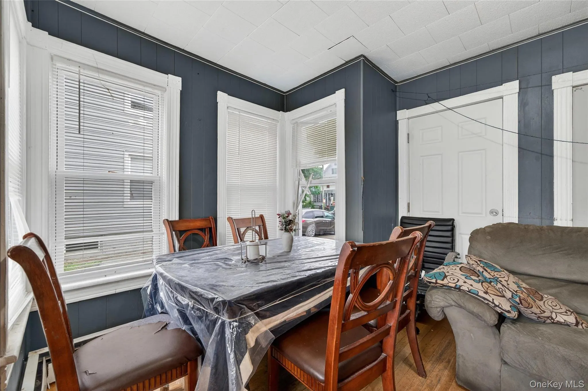 24 Crescent Place, Middletown, NY, 3 Bedrooms Bedrooms, 6 Rooms Rooms,1 BathroomBathrooms,Residential,For Rent,Crescent,0,1001761 24 Crescent Place, Middletown, NY, 3 Bedrooms Bedrooms, 6 Rooms Rooms,1 BathroomBathrooms,Residential,For Rent,Crescent,0,1001761