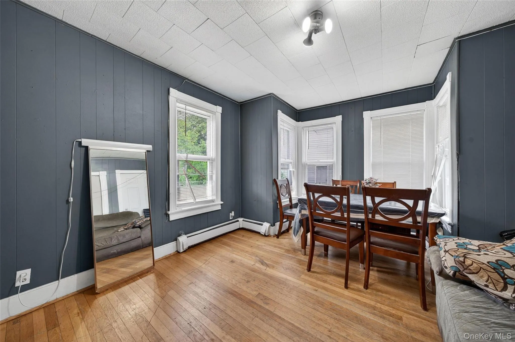 24 Crescent Place, Middletown, NY, 3 Bedrooms Bedrooms, 6 Rooms Rooms,1 BathroomBathrooms,Residential,For Rent,Crescent,0,1001761 24 Crescent Place, Middletown, NY, 3 Bedrooms Bedrooms, 6 Rooms Rooms,1 BathroomBathrooms,Residential,For Rent,Crescent,0,1001761