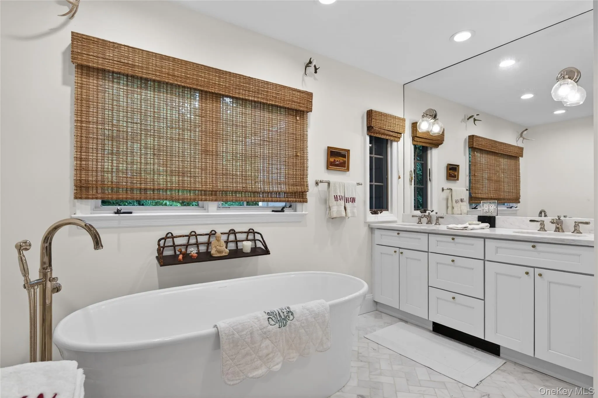 3 Peacock Pond Road, Glen Cove, NY, 3 Bedrooms Bedrooms, 8 Rooms Rooms,3 BathroomsBathrooms,Residential Sale,For Rent,Peacock Pond,0,1001766 3 Peacock Pond Road, Glen Cove, NY, 3 Bedrooms Bedrooms, 8 Rooms Rooms,3 BathroomsBathrooms,Residential Sale,For Rent,Peacock Pond,0,1001766
