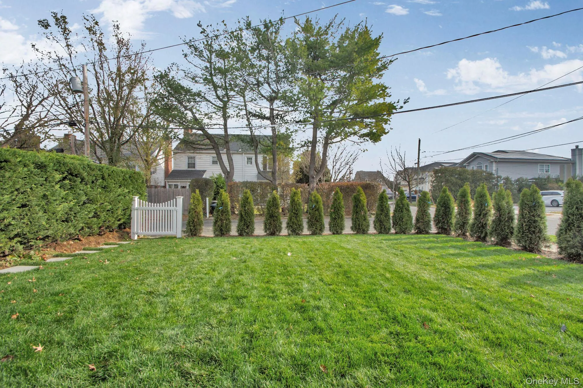 2 Bayview Court, North Hempstead, NY, 2 Bedrooms Bedrooms, 4 Rooms Rooms,1 BathroomBathrooms,Residential,For Rent,Bayview,0,1001772 2 Bayview Court, North Hempstead, NY, 2 Bedrooms Bedrooms, 4 Rooms Rooms,1 BathroomBathrooms,Residential,For Rent,Bayview,0,1001772