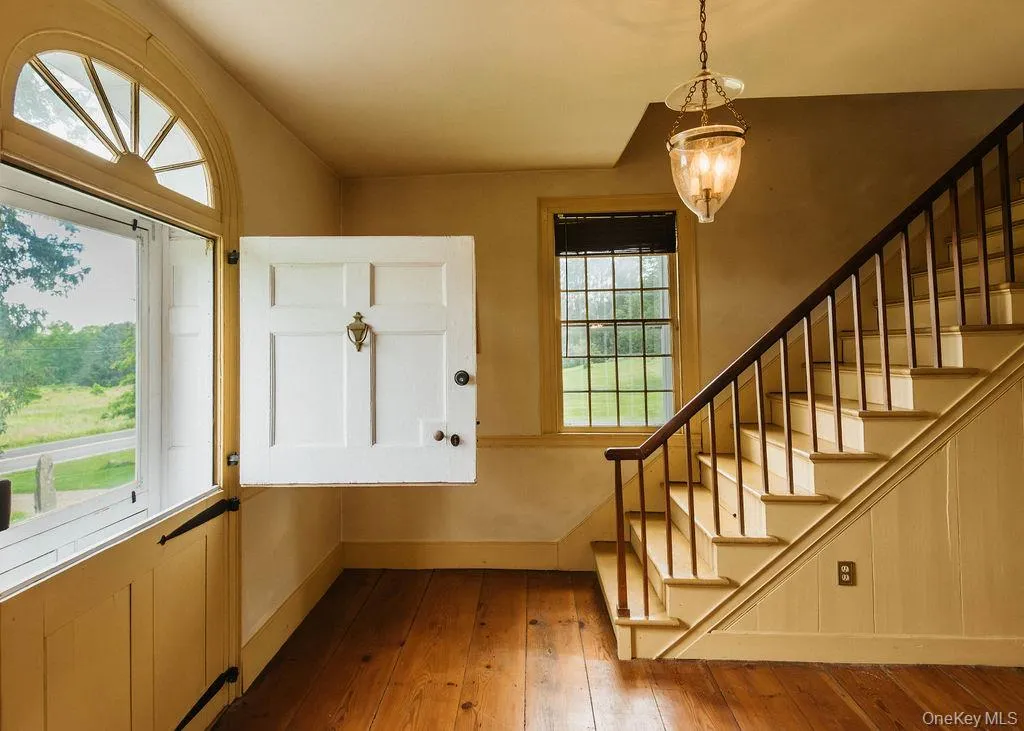 652 Albany Post Road, Gardiner, NY, 4 Bedrooms Bedrooms, 8 Rooms Rooms,2 BathroomsBathrooms,Residential,For Rent,Albany Post,0,1001775 652 Albany Post Road, Gardiner, NY, 4 Bedrooms Bedrooms, 8 Rooms Rooms,2 BathroomsBathrooms,Residential,For Rent,Albany Post,0,1001775