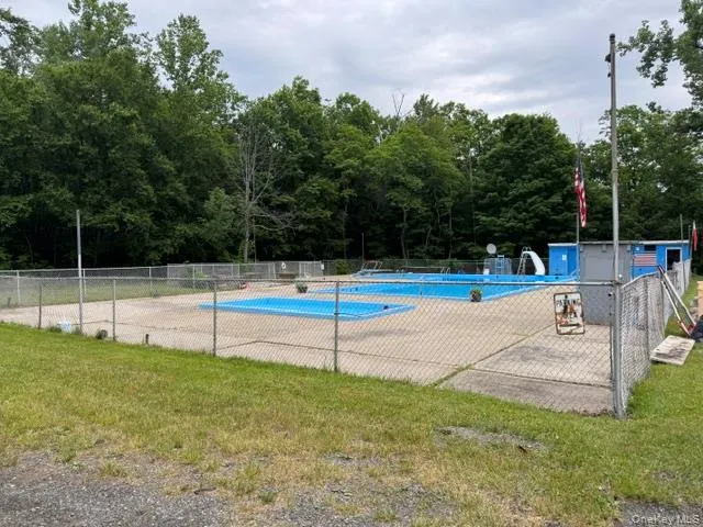 4 Spruce Street, Mamakating, NY, 2 Bedrooms Bedrooms, 5 Rooms Rooms,1 BathroomBathrooms,Residential,For Rent,Spruce,0,1001776 4 Spruce Street, Mamakating, NY, 2 Bedrooms Bedrooms, 5 Rooms Rooms,1 BathroomBathrooms,Residential,For Rent,Spruce,0,1001776