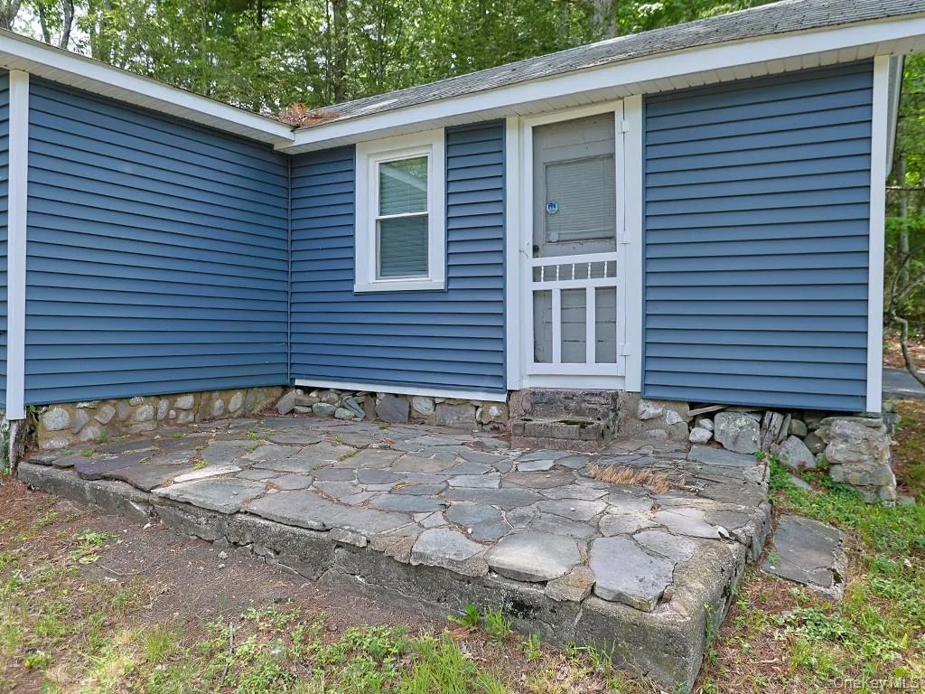 4 Spruce Street, Mamakating, NY, 2 Bedrooms Bedrooms, 5 Rooms Rooms,1 BathroomBathrooms,Residential,For Rent,Spruce,0,1001776 4 Spruce Street, Mamakating, NY, 2 Bedrooms Bedrooms, 5 Rooms Rooms,1 BathroomBathrooms,Residential,For Rent,Spruce,0,1001776