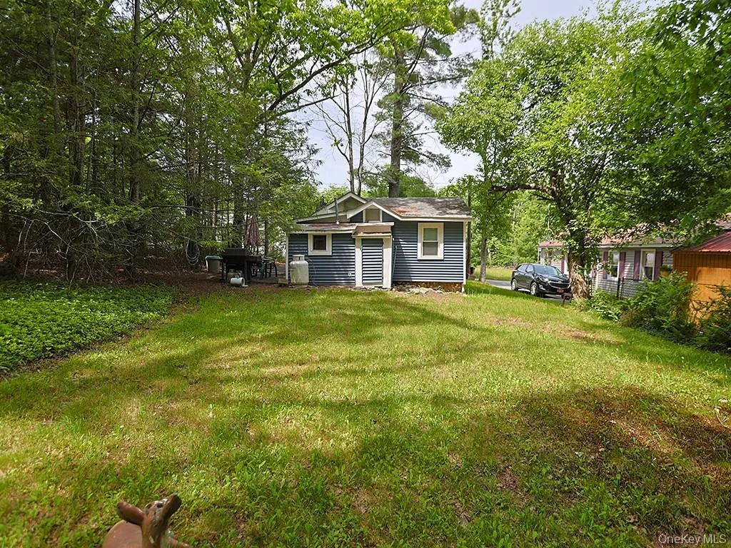 4 Spruce Street, Mamakating, NY, 2 Bedrooms Bedrooms, 5 Rooms Rooms,1 BathroomBathrooms,Residential,For Rent,Spruce,0,1001776 4 Spruce Street, Mamakating, NY, 2 Bedrooms Bedrooms, 5 Rooms Rooms,1 BathroomBathrooms,Residential,For Rent,Spruce,0,1001776