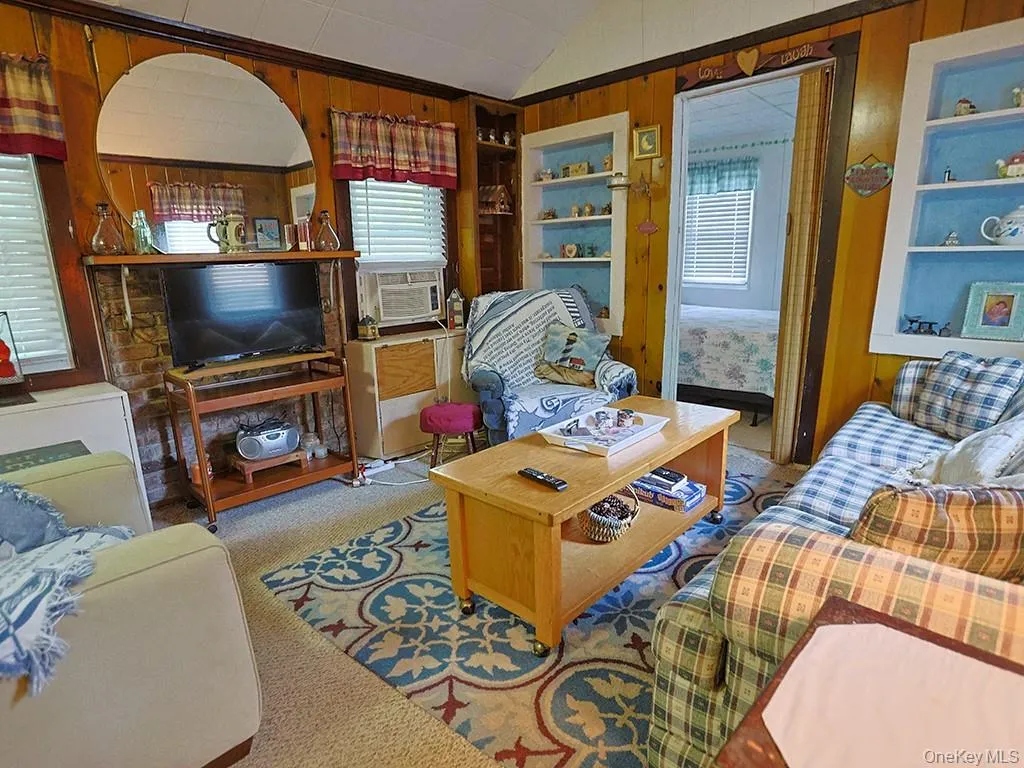 4 Spruce Street, Mamakating, NY, 2 Bedrooms Bedrooms, 5 Rooms Rooms,1 BathroomBathrooms,Residential,For Rent,Spruce,0,1001776 4 Spruce Street, Mamakating, NY, 2 Bedrooms Bedrooms, 5 Rooms Rooms,1 BathroomBathrooms,Residential,For Rent,Spruce,0,1001776