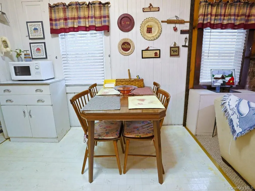 4 Spruce Street, Mamakating, NY, 2 Bedrooms Bedrooms, 5 Rooms Rooms,1 BathroomBathrooms,Residential,For Rent,Spruce,0,1001776 4 Spruce Street, Mamakating, NY, 2 Bedrooms Bedrooms, 5 Rooms Rooms,1 BathroomBathrooms,Residential,For Rent,Spruce,0,1001776