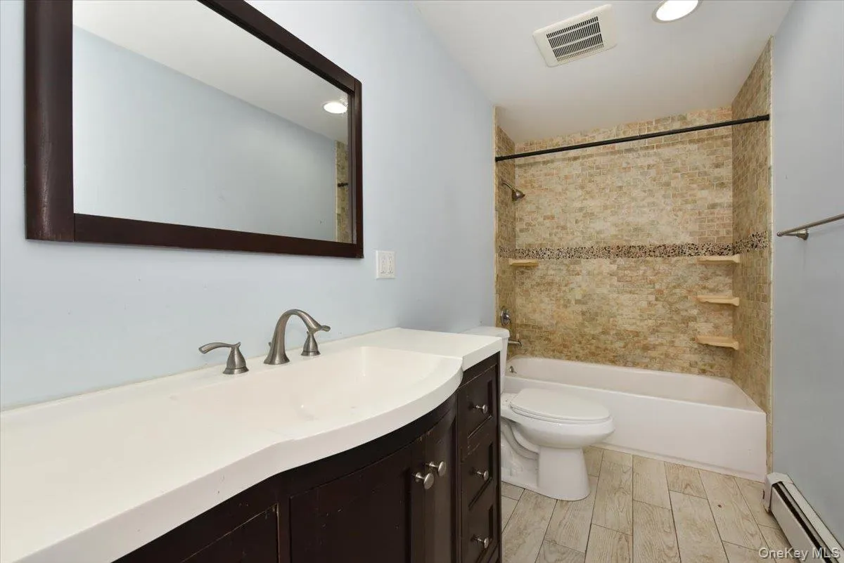 20 Dumond Place, Brookhaven, NY, 3 Bedrooms Bedrooms, 9 Rooms Rooms,2 BathroomsBathrooms,Residential,For Rent,Dumond,0,1001788 20 Dumond Place, Brookhaven, NY, 3 Bedrooms Bedrooms, 9 Rooms Rooms,2 BathroomsBathrooms,Residential,For Rent,Dumond,0,1001788