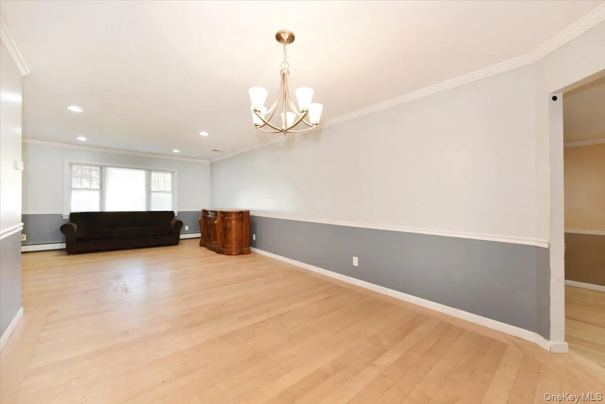20 Dumond Place, Brookhaven, NY, 3 Bedrooms Bedrooms, 9 Rooms Rooms,2 BathroomsBathrooms,Residential,For Rent,Dumond,0,1001788 20 Dumond Place, Brookhaven, NY, 3 Bedrooms Bedrooms, 9 Rooms Rooms,2 BathroomsBathrooms,Residential,For Rent,Dumond,0,1001788