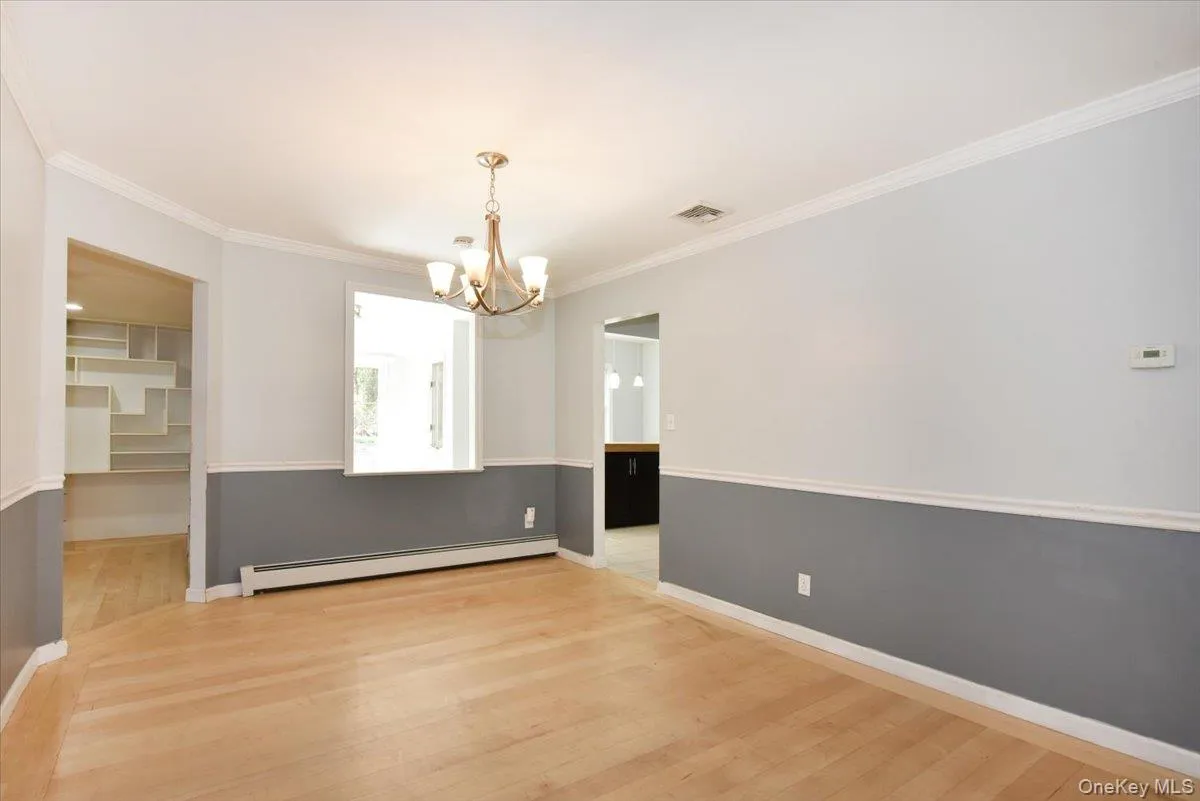 20 Dumond Place, Brookhaven, NY, 3 Bedrooms Bedrooms, 9 Rooms Rooms,2 BathroomsBathrooms,Residential,For Rent,Dumond,0,1001788 20 Dumond Place, Brookhaven, NY, 3 Bedrooms Bedrooms, 9 Rooms Rooms,2 BathroomsBathrooms,Residential,For Rent,Dumond,0,1001788