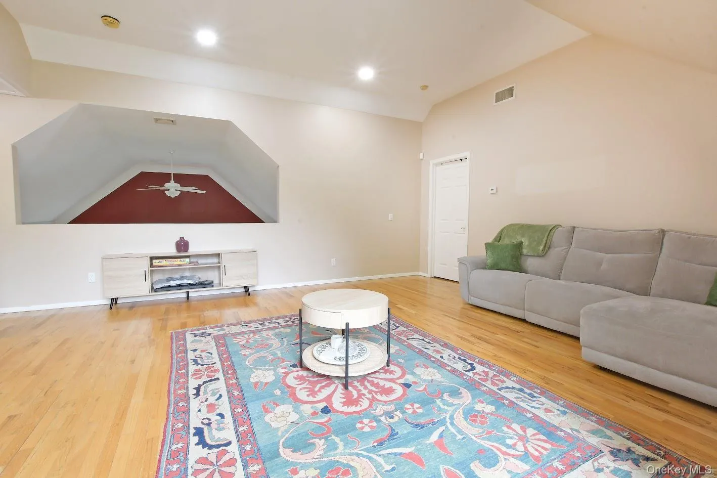 5 Easterly Court, Brookhaven, NY, 4 Bedrooms Bedrooms, 9 Rooms Rooms,3 BathroomsBathrooms,Residential,For Rent,Easterly,0,1001792 5 Easterly Court, Brookhaven, NY, 4 Bedrooms Bedrooms, 9 Rooms Rooms,3 BathroomsBathrooms,Residential,For Rent,Easterly,0,1001792