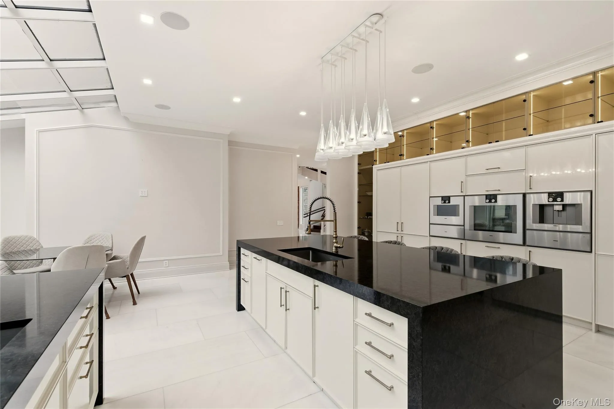 55 Coves Run, Oyster Bay, NY, 7 Bedrooms Bedrooms, 12 Rooms Rooms,7 BathroomsBathrooms,Residential,For Rent,Coves,0,1001796 55 Coves Run, Oyster Bay, NY, 7 Bedrooms Bedrooms, 12 Rooms Rooms,7 BathroomsBathrooms,Residential,For Rent,Coves,0,1001796