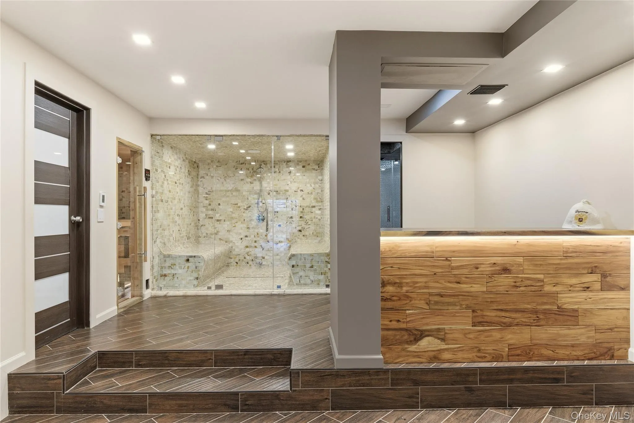55 Coves Run, Oyster Bay, NY, 7 Bedrooms Bedrooms, 12 Rooms Rooms,7 BathroomsBathrooms,Residential,For Rent,Coves,0,1001796 55 Coves Run, Oyster Bay, NY, 7 Bedrooms Bedrooms, 12 Rooms Rooms,7 BathroomsBathrooms,Residential,For Rent,Coves,0,1001796