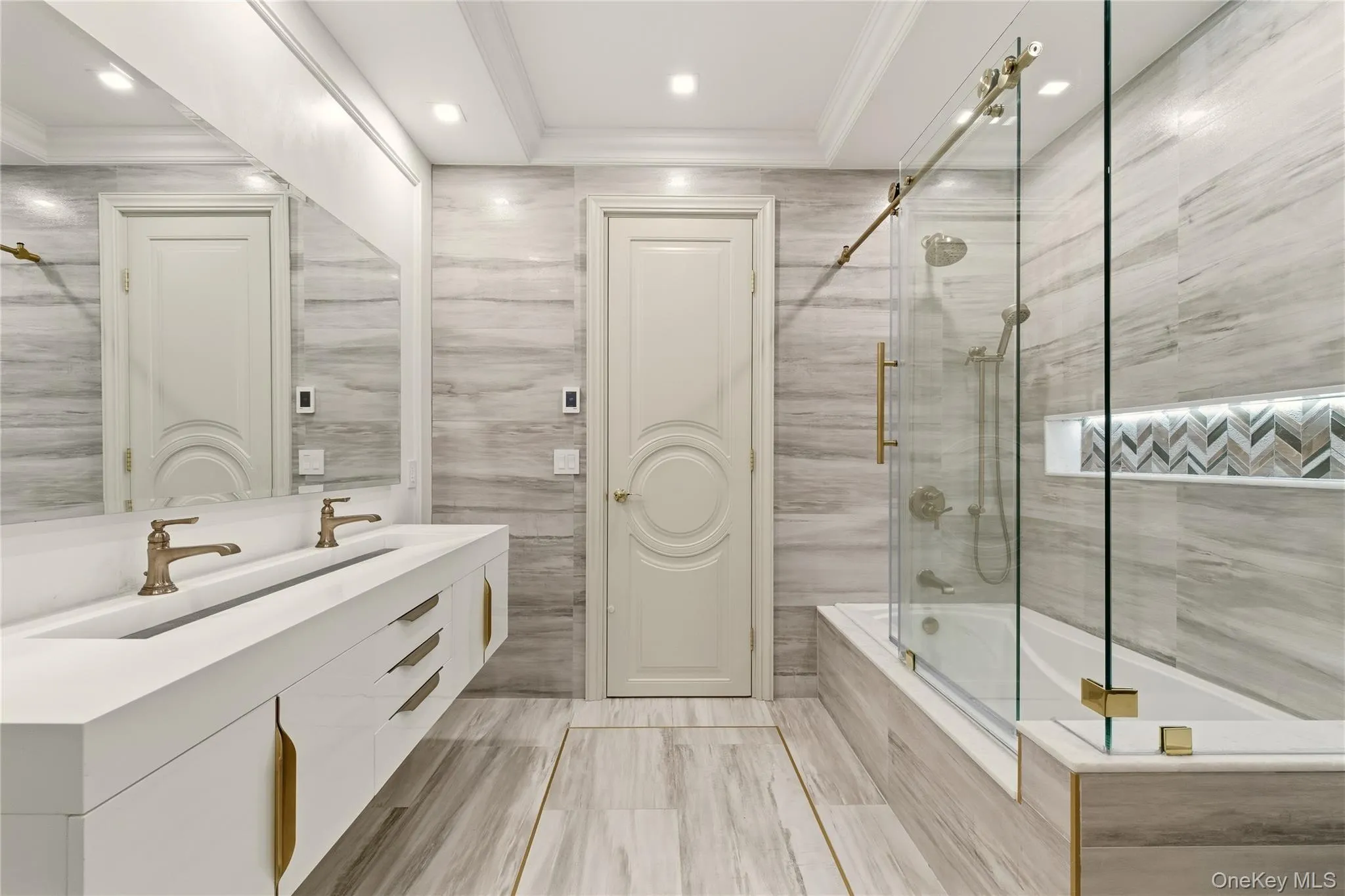 55 Coves Run, Oyster Bay, NY, 7 Bedrooms Bedrooms, 12 Rooms Rooms,7 BathroomsBathrooms,Residential,For Rent,Coves,0,1001796 55 Coves Run, Oyster Bay, NY, 7 Bedrooms Bedrooms, 12 Rooms Rooms,7 BathroomsBathrooms,Residential,For Rent,Coves,0,1001796