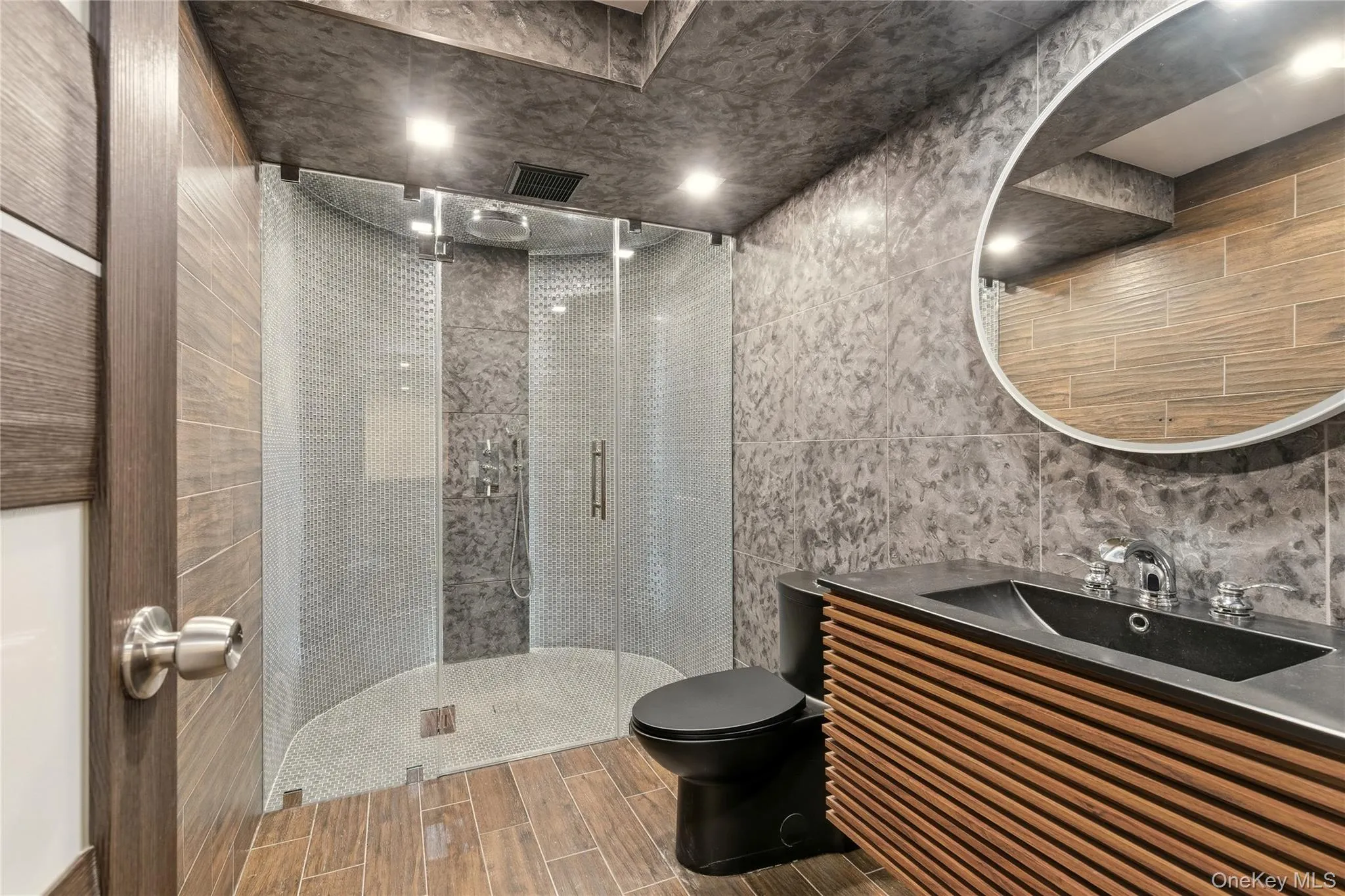 55 Coves Run, Oyster Bay, NY, 7 Bedrooms Bedrooms, 12 Rooms Rooms,7 BathroomsBathrooms,Residential,For Rent,Coves,0,1001796 55 Coves Run, Oyster Bay, NY, 7 Bedrooms Bedrooms, 12 Rooms Rooms,7 BathroomsBathrooms,Residential,For Rent,Coves,0,1001796