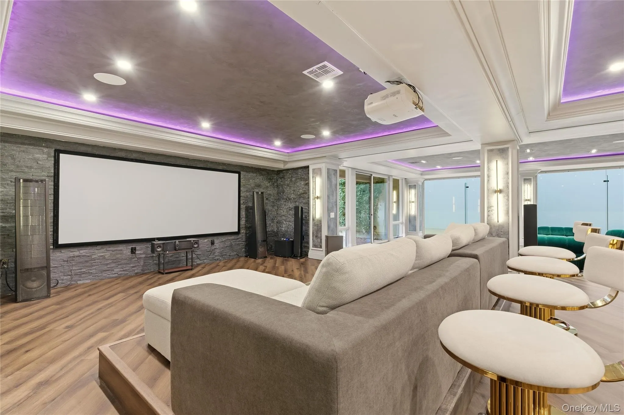 55 Coves Run, Oyster Bay, NY, 7 Bedrooms Bedrooms, 12 Rooms Rooms,7 BathroomsBathrooms,Residential,For Rent,Coves,0,1001796 55 Coves Run, Oyster Bay, NY, 7 Bedrooms Bedrooms, 12 Rooms Rooms,7 BathroomsBathrooms,Residential,For Rent,Coves,0,1001796
