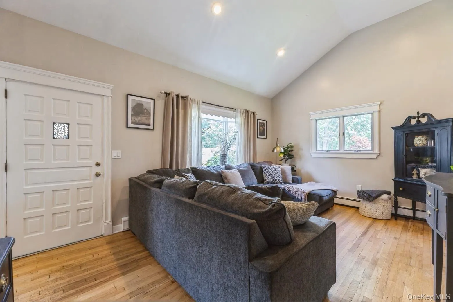 12 Stony Brook Road, Ramapo, NY, 4 Bedrooms Bedrooms, 8 Rooms Rooms,2 BathroomsBathrooms,Residential,For Rent,Stony Brook,0,1001797 12 Stony Brook Road, Ramapo, NY, 4 Bedrooms Bedrooms, 8 Rooms Rooms,2 BathroomsBathrooms,Residential,For Rent,Stony Brook,0,1001797