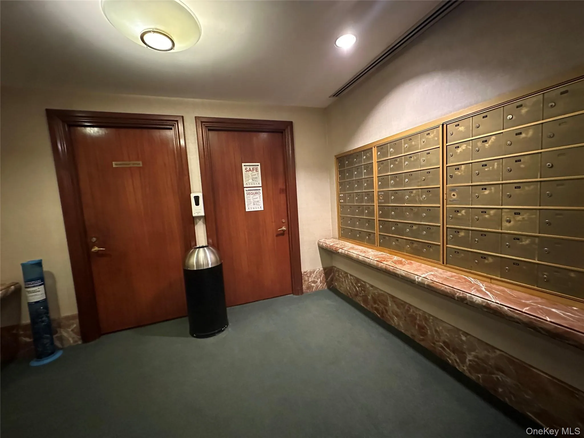 2 End Avenue, New York, NY, 1 Bedroom Bedrooms, 3 Rooms Rooms,1 BathroomBathrooms,Residential Sale,For Rent,End,0,1001804 2 End Avenue, New York, NY, 1 Bedroom Bedrooms, 3 Rooms Rooms,1 BathroomBathrooms,Residential Sale,For Rent,End,0,1001804