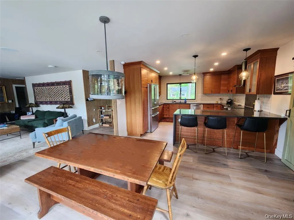 53 Lake Pleasant Drive, Clinton, NY, 3 Bedrooms Bedrooms, 9 Rooms Rooms,2 BathroomsBathrooms,Residential Lease,For Rent,Lake Pleasant,0,1001806 53 Lake Pleasant Drive, Clinton, NY, 3 Bedrooms Bedrooms, 9 Rooms Rooms,2 BathroomsBathrooms,Residential Lease,For Rent,Lake Pleasant,0,1001806