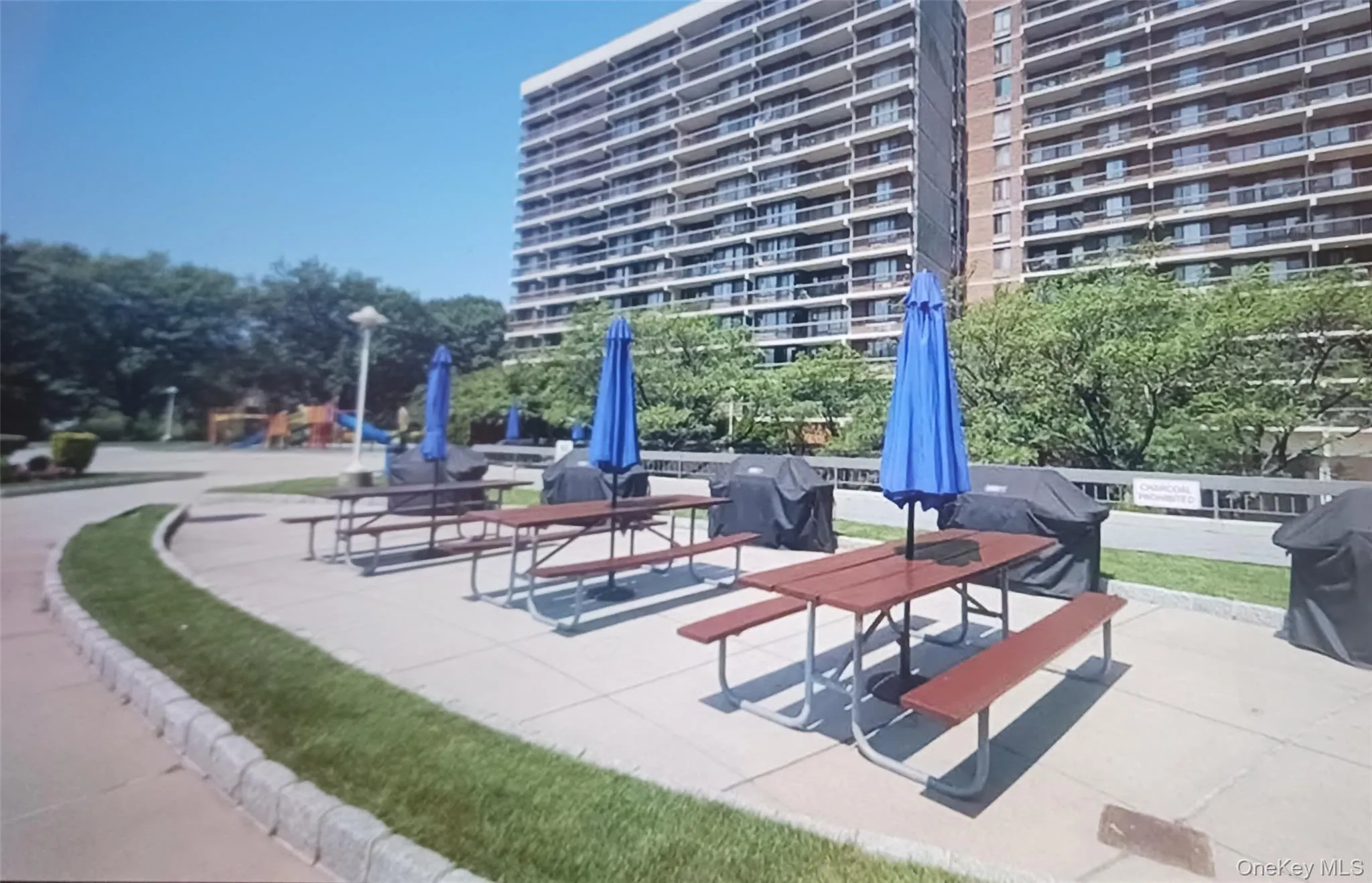 152-18 Union Turnpike, New York, NY, 1 Bedroom Bedrooms, 4 Rooms Rooms,1 BathroomBathrooms,Residential Sale,For Rent,Union,0,1001809 152-18 Union Turnpike, New York, NY, 1 Bedroom Bedrooms, 4 Rooms Rooms,1 BathroomBathrooms,Residential Sale,For Rent,Union,0,1001809