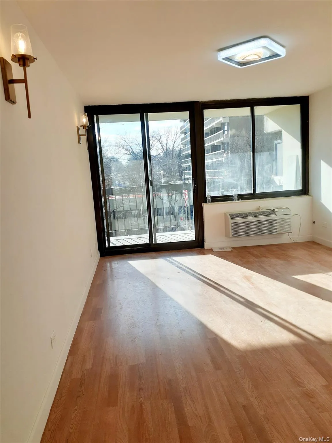 152-18 Union Turnpike, New York, NY, 1 Bedroom Bedrooms, 4 Rooms Rooms,1 BathroomBathrooms,Residential Sale,For Rent,Union,0,1001809 152-18 Union Turnpike, New York, NY, 1 Bedroom Bedrooms, 4 Rooms Rooms,1 BathroomBathrooms,Residential Sale,For Rent,Union,0,1001809