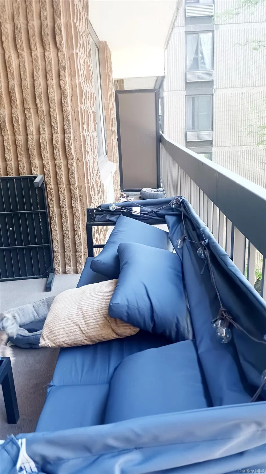 152-18 Union Turnpike, New York, NY, 1 Bedroom Bedrooms, 4 Rooms Rooms,1 BathroomBathrooms,Residential Sale,For Rent,Union,0,1001809 152-18 Union Turnpike, New York, NY, 1 Bedroom Bedrooms, 4 Rooms Rooms,1 BathroomBathrooms,Residential Sale,For Rent,Union,0,1001809