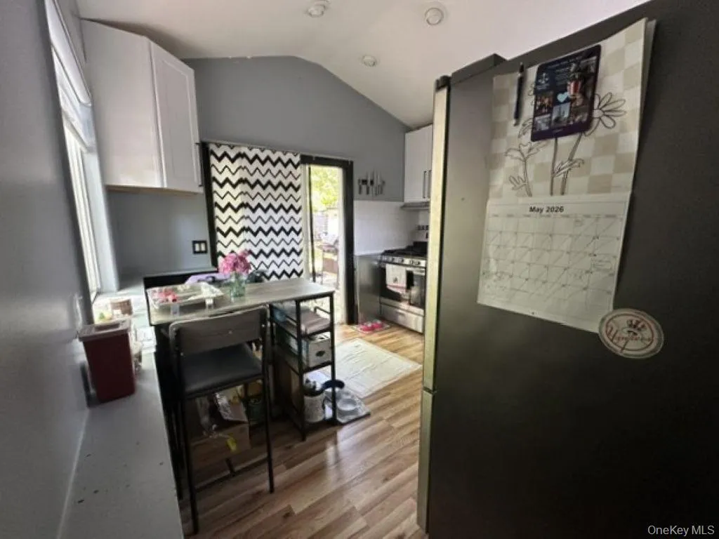 14 Coolidge Road, Southampton, NY, 2 Bedrooms Bedrooms, 4 Rooms Rooms,1 BathroomBathrooms,Residential,For Rent,Coolidge,0,1001817 14 Coolidge Road, Southampton, NY, 2 Bedrooms Bedrooms, 4 Rooms Rooms,1 BathroomBathrooms,Residential,For Rent,Coolidge,0,1001817