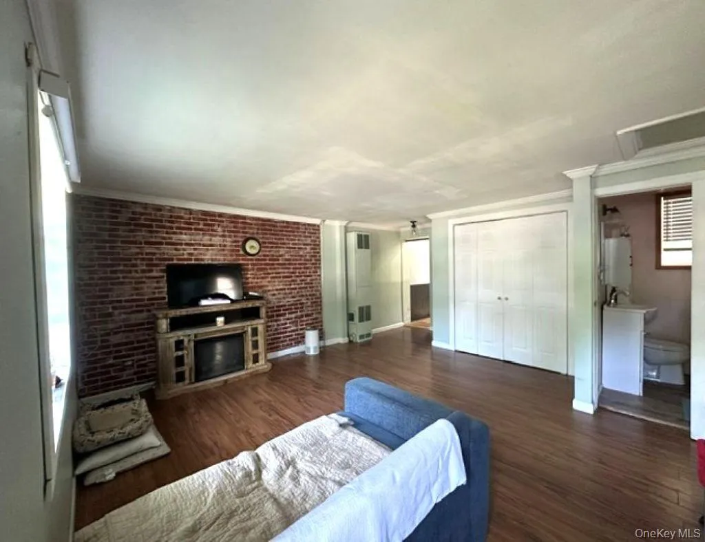 14 Coolidge Road, Southampton, NY, 2 Bedrooms Bedrooms, 4 Rooms Rooms,1 BathroomBathrooms,Residential,For Rent,Coolidge,0,1001817 14 Coolidge Road, Southampton, NY, 2 Bedrooms Bedrooms, 4 Rooms Rooms,1 BathroomBathrooms,Residential,For Rent,Coolidge,0,1001817