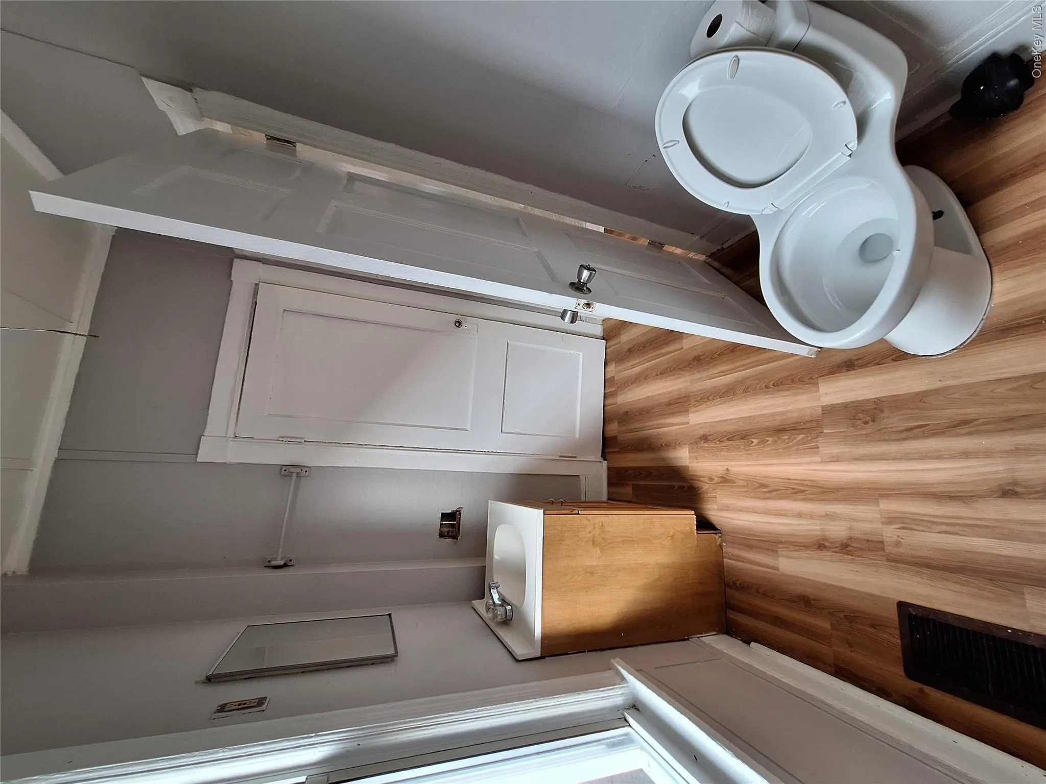 69 Greenkill Avenue, Kingston, NY, 2 Bedrooms Bedrooms, 5 Rooms Rooms,1 BathroomBathrooms,Residential Lease,For Rent,Greenkill,0,1001822 69 Greenkill Avenue, Kingston, NY, 2 Bedrooms Bedrooms, 5 Rooms Rooms,1 BathroomBathrooms,Residential Lease,For Rent,Greenkill,0,1001822