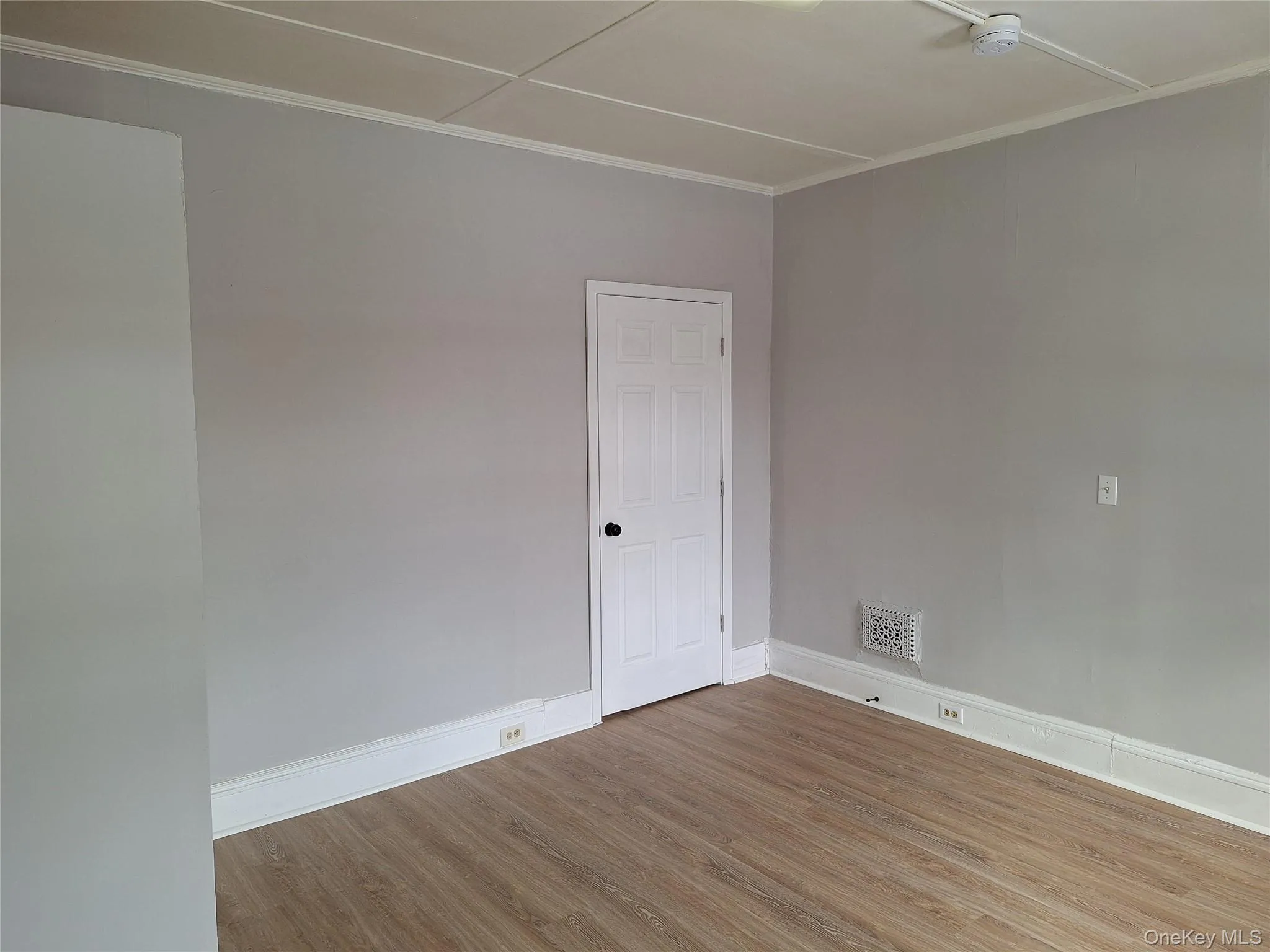 69 Greenkill Avenue, Kingston, NY, 2 Bedrooms Bedrooms, 5 Rooms Rooms,1 BathroomBathrooms,Residential Lease,For Rent,Greenkill,0,1001822 69 Greenkill Avenue, Kingston, NY, 2 Bedrooms Bedrooms, 5 Rooms Rooms,1 BathroomBathrooms,Residential Lease,For Rent,Greenkill,0,1001822