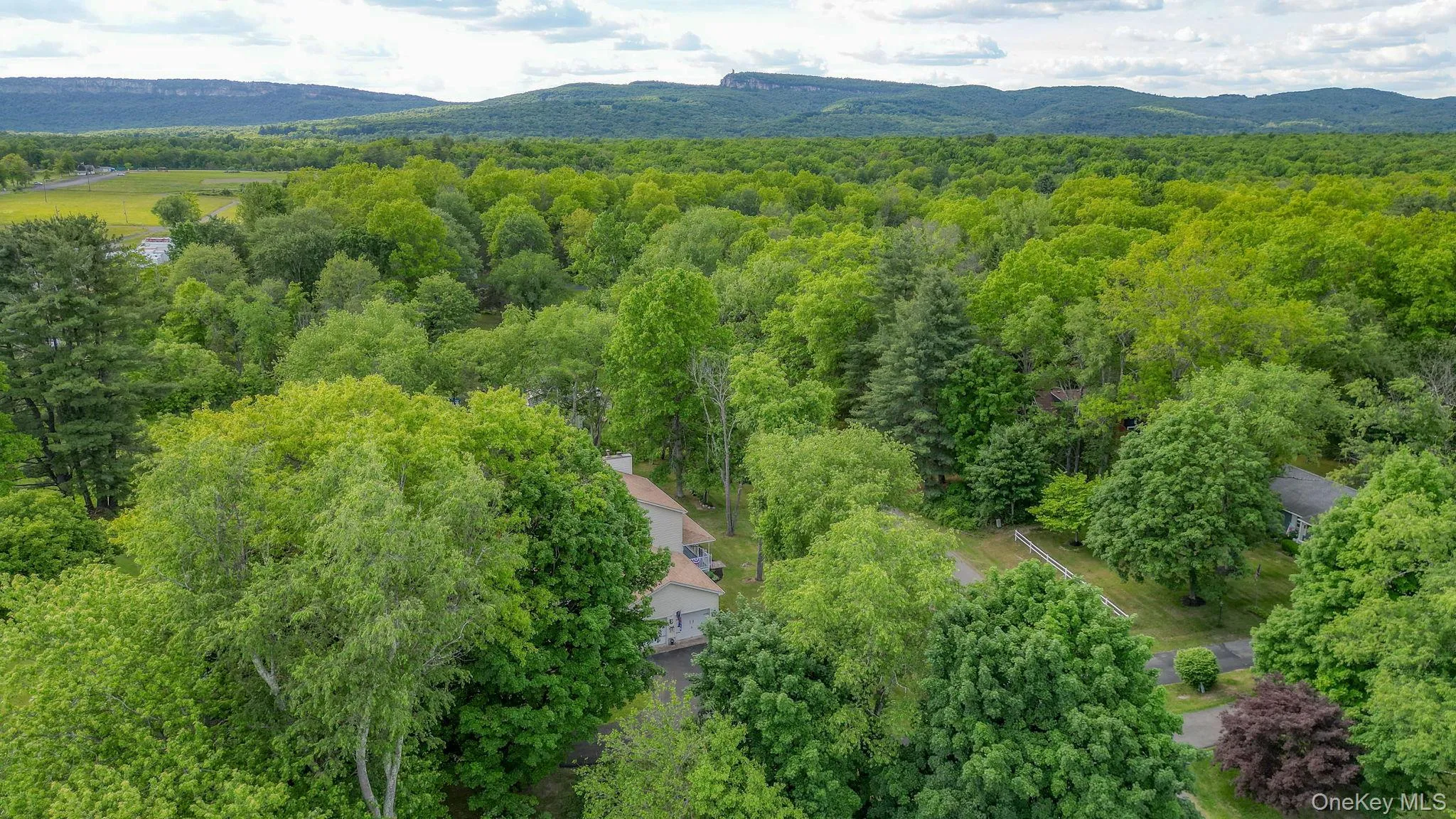 3 Unity Lane, New Paltz, NY, 3 Bedrooms Bedrooms, 10 Rooms Rooms,2 BathroomsBathrooms,Residential,For Rent,Unity,0,1001828 3 Unity Lane, New Paltz, NY, 3 Bedrooms Bedrooms, 10 Rooms Rooms,2 BathroomsBathrooms,Residential,For Rent,Unity,0,1001828