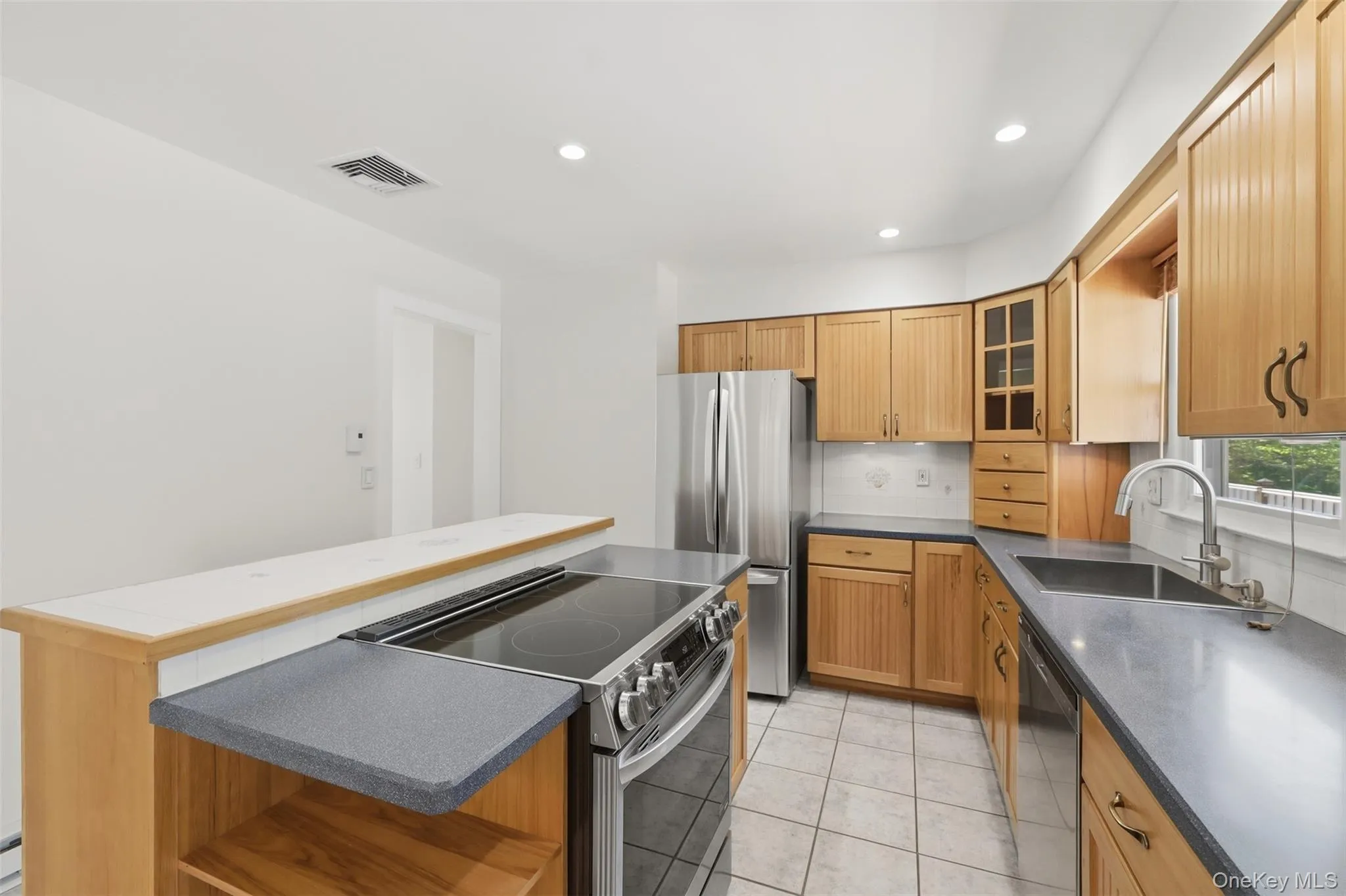 9 Wagon Trail Road, Beekman, NY, 3 Bedrooms Bedrooms, 6 Rooms Rooms,2 BathroomsBathrooms,Residential,For Rent,Wagon Trail,0,1001829 9 Wagon Trail Road, Beekman, NY, 3 Bedrooms Bedrooms, 6 Rooms Rooms,2 BathroomsBathrooms,Residential,For Rent,Wagon Trail,0,1001829
