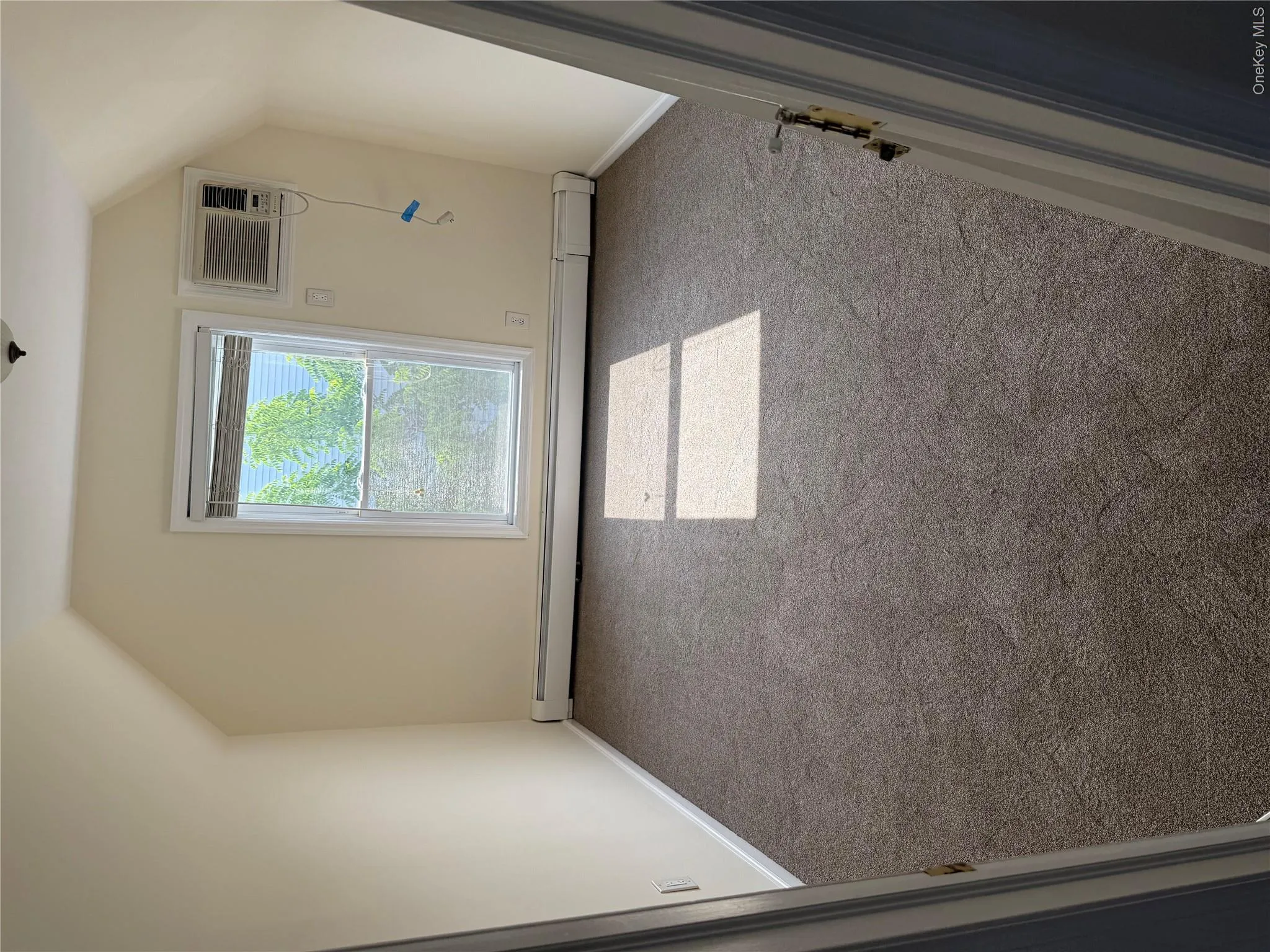 2nd bedroom 2nd bedroom