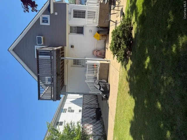 38 Grant Avenue, Oyster Bay, NY, 2 Bedrooms Bedrooms, 4 Rooms Rooms,1 BathroomBathrooms,Residential Lease,For Rent,Grant,0,1001837 38 Grant Avenue, Oyster Bay, NY, 2 Bedrooms Bedrooms, 4 Rooms Rooms,1 BathroomBathrooms,Residential Lease,For Rent,Grant,0,1001837