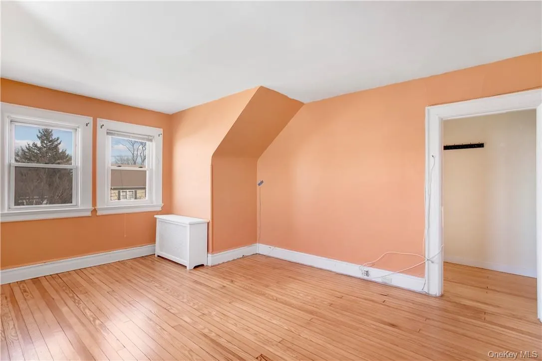 29 Neptune Avenue, New Rochelle, NY, 2 Bedrooms Bedrooms, 4 Rooms Rooms,1 BathroomBathrooms,Residential Lease,For Rent,Neptune,0,1001838 29 Neptune Avenue, New Rochelle, NY, 2 Bedrooms Bedrooms, 4 Rooms Rooms,1 BathroomBathrooms,Residential Lease,For Rent,Neptune,0,1001838