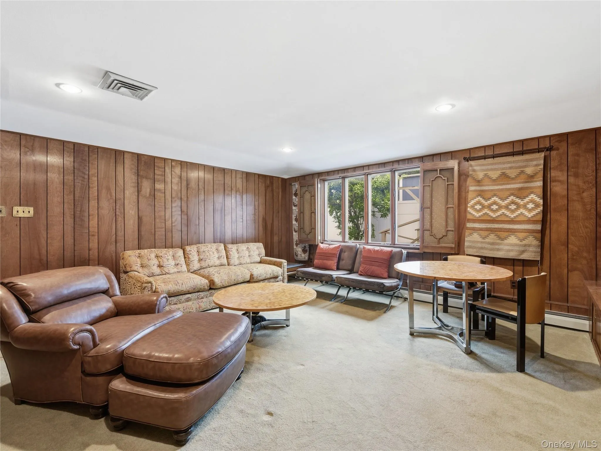 70 Polo Road, Oyster Bay, NY, 3 Bedrooms Bedrooms, 8 Rooms Rooms,2 BathroomsBathrooms,Residential,For Rent,Polo,0,1001839 70 Polo Road, Oyster Bay, NY, 3 Bedrooms Bedrooms, 8 Rooms Rooms,2 BathroomsBathrooms,Residential,For Rent,Polo,0,1001839
