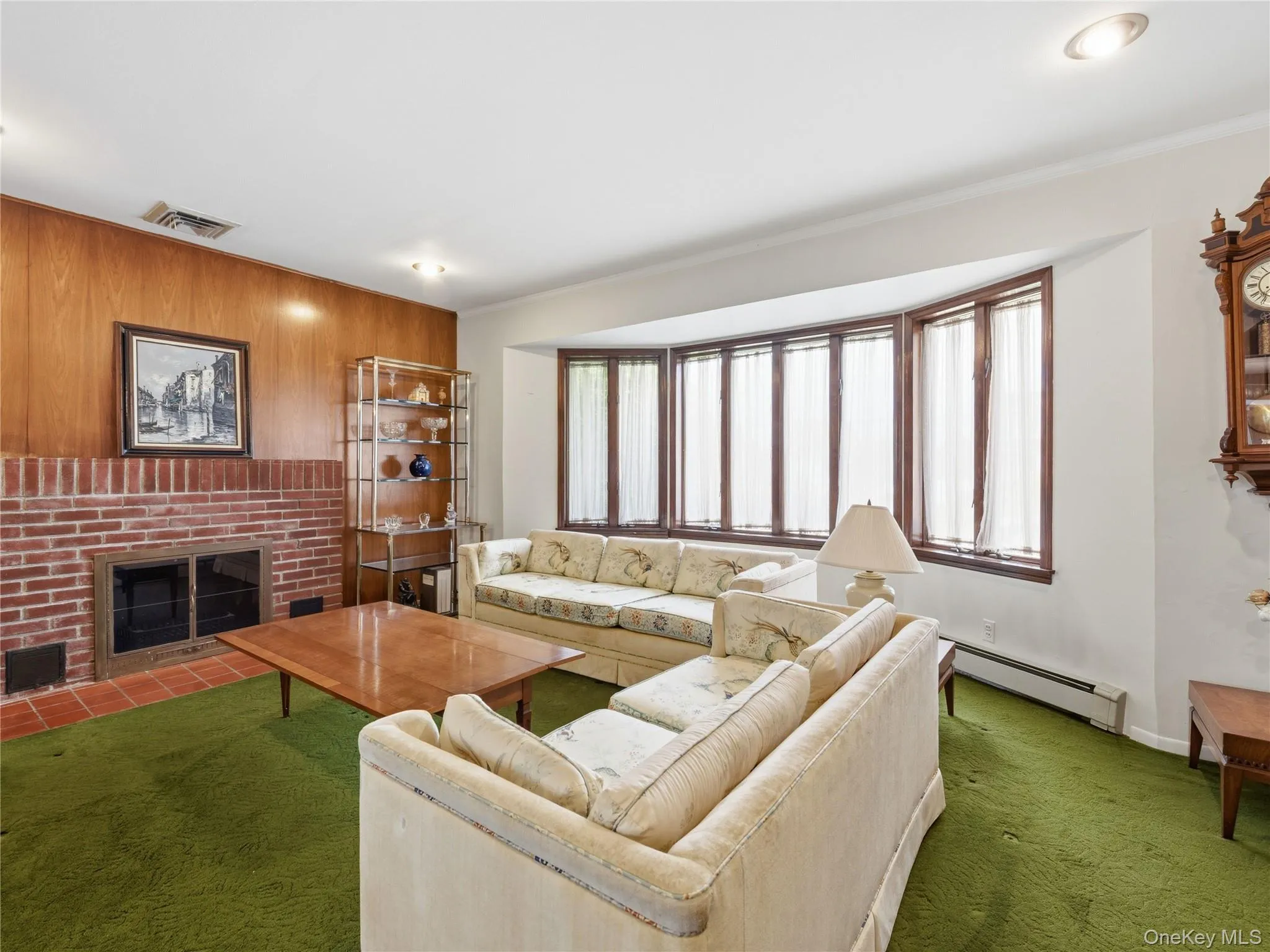 70 Polo Road, Oyster Bay, NY, 3 Bedrooms Bedrooms, 8 Rooms Rooms,2 BathroomsBathrooms,Residential,For Rent,Polo,0,1001839 70 Polo Road, Oyster Bay, NY, 3 Bedrooms Bedrooms, 8 Rooms Rooms,2 BathroomsBathrooms,Residential,For Rent,Polo,0,1001839