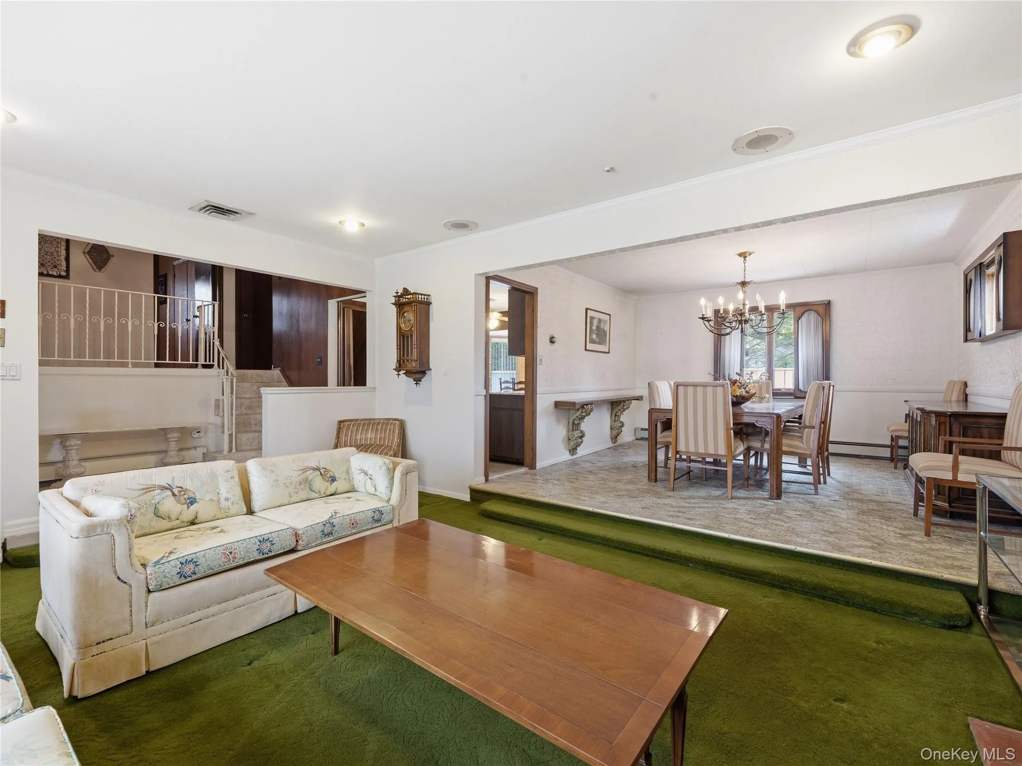 70 Polo Road, Oyster Bay, NY, 3 Bedrooms Bedrooms, 8 Rooms Rooms,2 BathroomsBathrooms,Residential,For Rent,Polo,0,1001839 70 Polo Road, Oyster Bay, NY, 3 Bedrooms Bedrooms, 8 Rooms Rooms,2 BathroomsBathrooms,Residential,For Rent,Polo,0,1001839