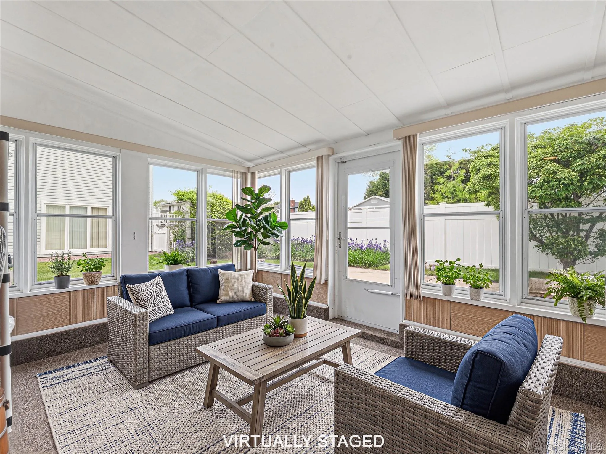 70 Polo Road, Oyster Bay, NY, 3 Bedrooms Bedrooms, 8 Rooms Rooms,2 BathroomsBathrooms,Residential,For Rent,Polo,0,1001839 70 Polo Road, Oyster Bay, NY, 3 Bedrooms Bedrooms, 8 Rooms Rooms,2 BathroomsBathrooms,Residential,For Rent,Polo,0,1001839
