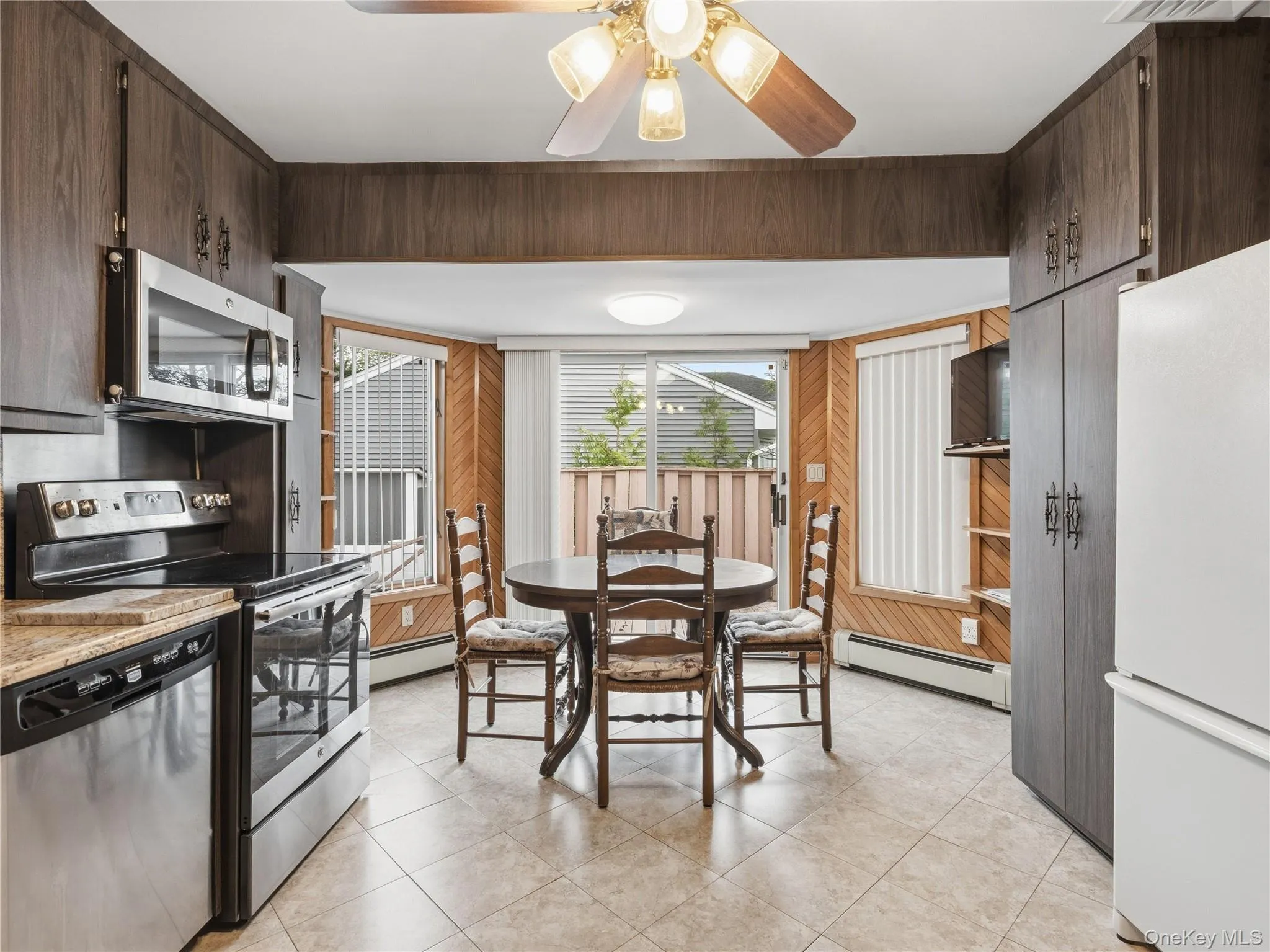 70 Polo Road, Oyster Bay, NY, 3 Bedrooms Bedrooms, 8 Rooms Rooms,2 BathroomsBathrooms,Residential,For Rent,Polo,0,1001839 70 Polo Road, Oyster Bay, NY, 3 Bedrooms Bedrooms, 8 Rooms Rooms,2 BathroomsBathrooms,Residential,For Rent,Polo,0,1001839