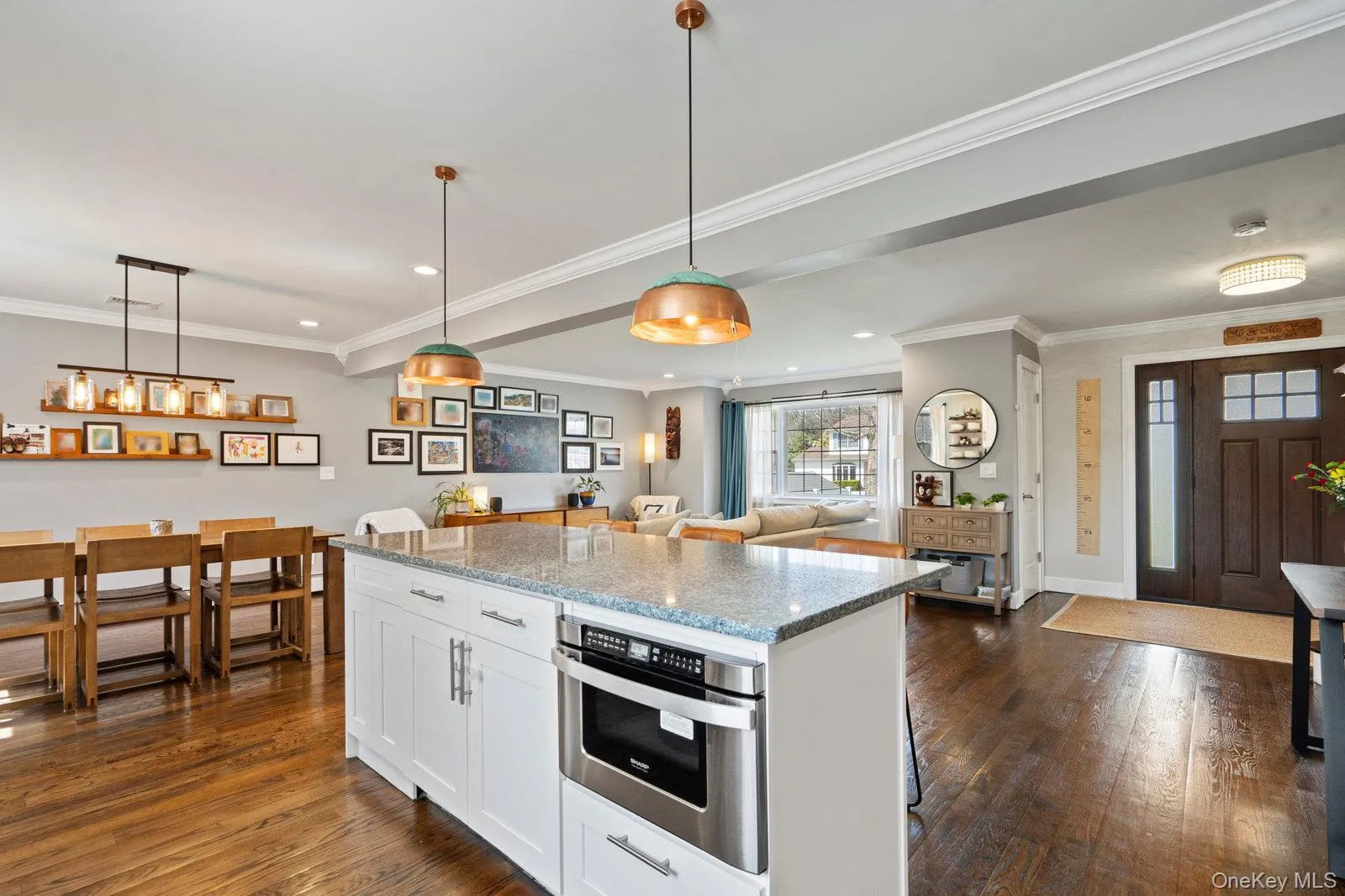 15 Lawrence Court, Oyster Bay, NY, 4 Bedrooms Bedrooms, 8 Rooms Rooms,2 BathroomsBathrooms,Residential Lease,For Rent,Lawrence,0,1001841 15 Lawrence Court, Oyster Bay, NY, 4 Bedrooms Bedrooms, 8 Rooms Rooms,2 BathroomsBathrooms,Residential Lease,For Rent,Lawrence,0,1001841