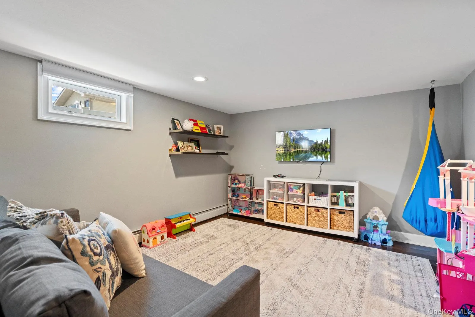 Playroom/Den Playroom/Den