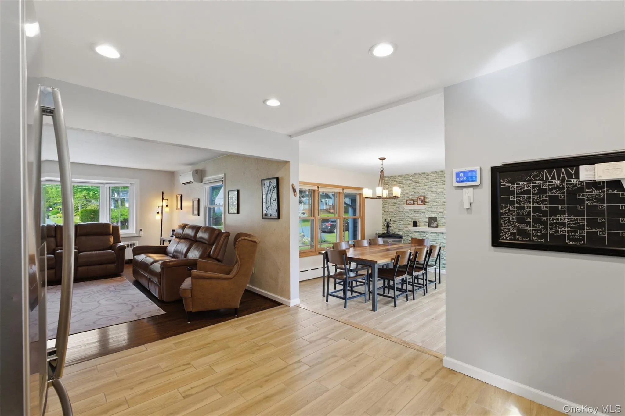 20 Terrace Avenue, Ramapo, NY, 4 Bedrooms Bedrooms, 11 Rooms Rooms,3 BathroomsBathrooms,Residential,For Rent,Terrace,0,1001845 20 Terrace Avenue, Ramapo, NY, 4 Bedrooms Bedrooms, 11 Rooms Rooms,3 BathroomsBathrooms,Residential,For Rent,Terrace,0,1001845