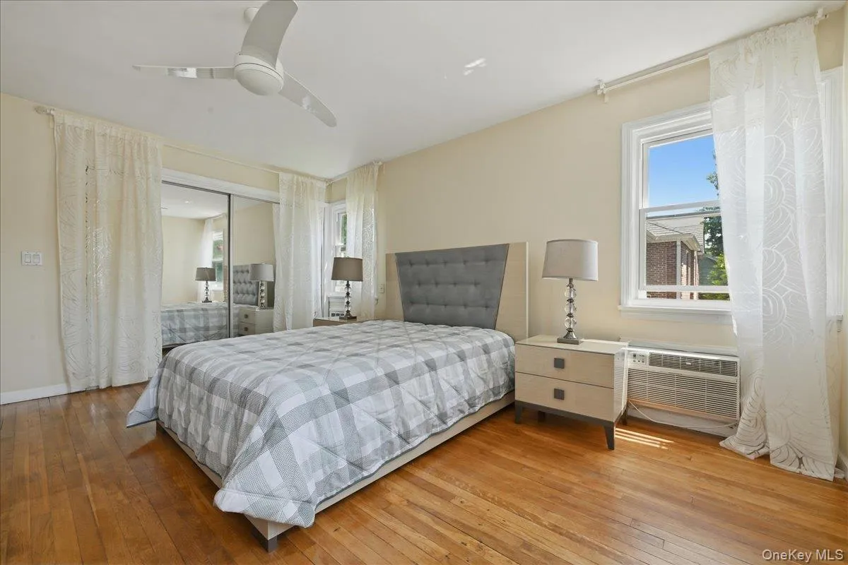 219 KIlburn Road, Hempstead, NY, 4 Bedrooms Bedrooms, 8 Rooms Rooms,2 BathroomsBathrooms,Residential,For Rent,KIlburn,0,1001849 219 KIlburn Road, Hempstead, NY, 4 Bedrooms Bedrooms, 8 Rooms Rooms,2 BathroomsBathrooms,Residential,For Rent,KIlburn,0,1001849