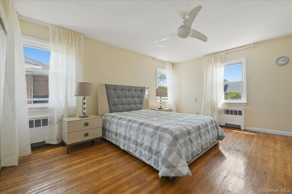 219 KIlburn Road, Hempstead, NY, 4 Bedrooms Bedrooms, 8 Rooms Rooms,2 BathroomsBathrooms,Residential,For Rent,KIlburn,0,1001849 219 KIlburn Road, Hempstead, NY, 4 Bedrooms Bedrooms, 8 Rooms Rooms,2 BathroomsBathrooms,Residential,For Rent,KIlburn,0,1001849